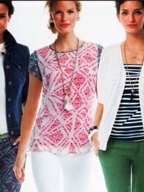 CAbi Pink shear Geometric Print Short-Sleeve Tee with Navy Contrast Sleeves